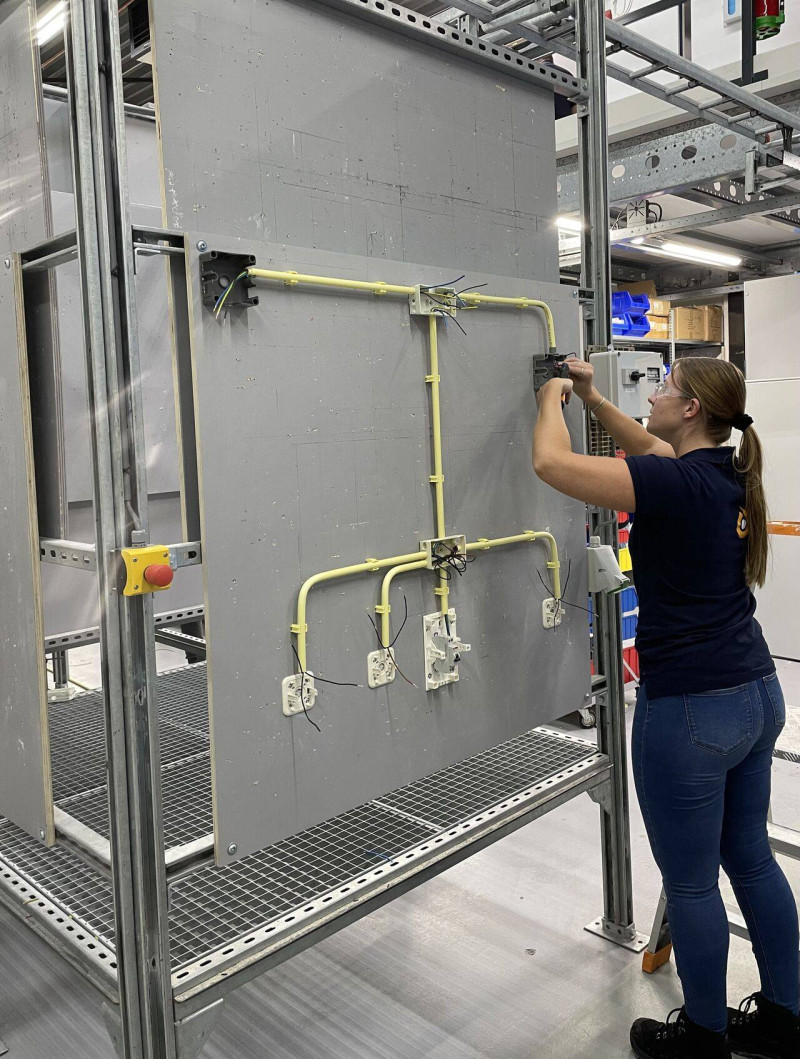 fleur elektrotechniek werkvoorbereiding opleiding vakwijs