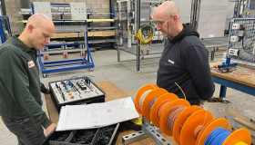 schakelpaneel relaistechniek opbouwen metingen praktijktraining vakwijs